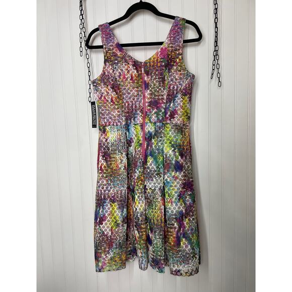 NWT New York and Company Multicolor Fit & Flare Dress Pleated Cocktail Size 4 - Picture 2 of 7